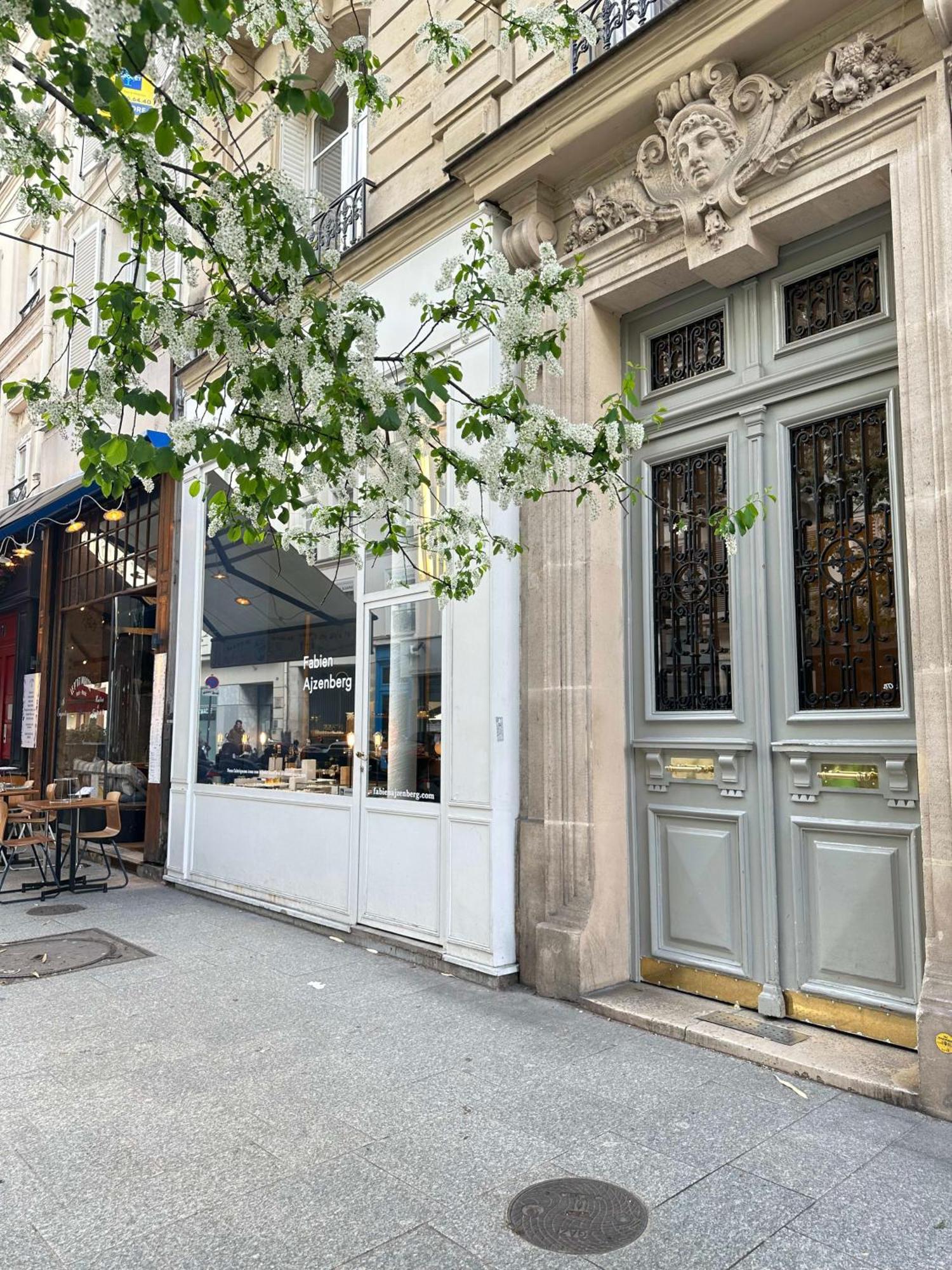 Modern & Dreamy Duplex In Le Marais Appartamento Parigi