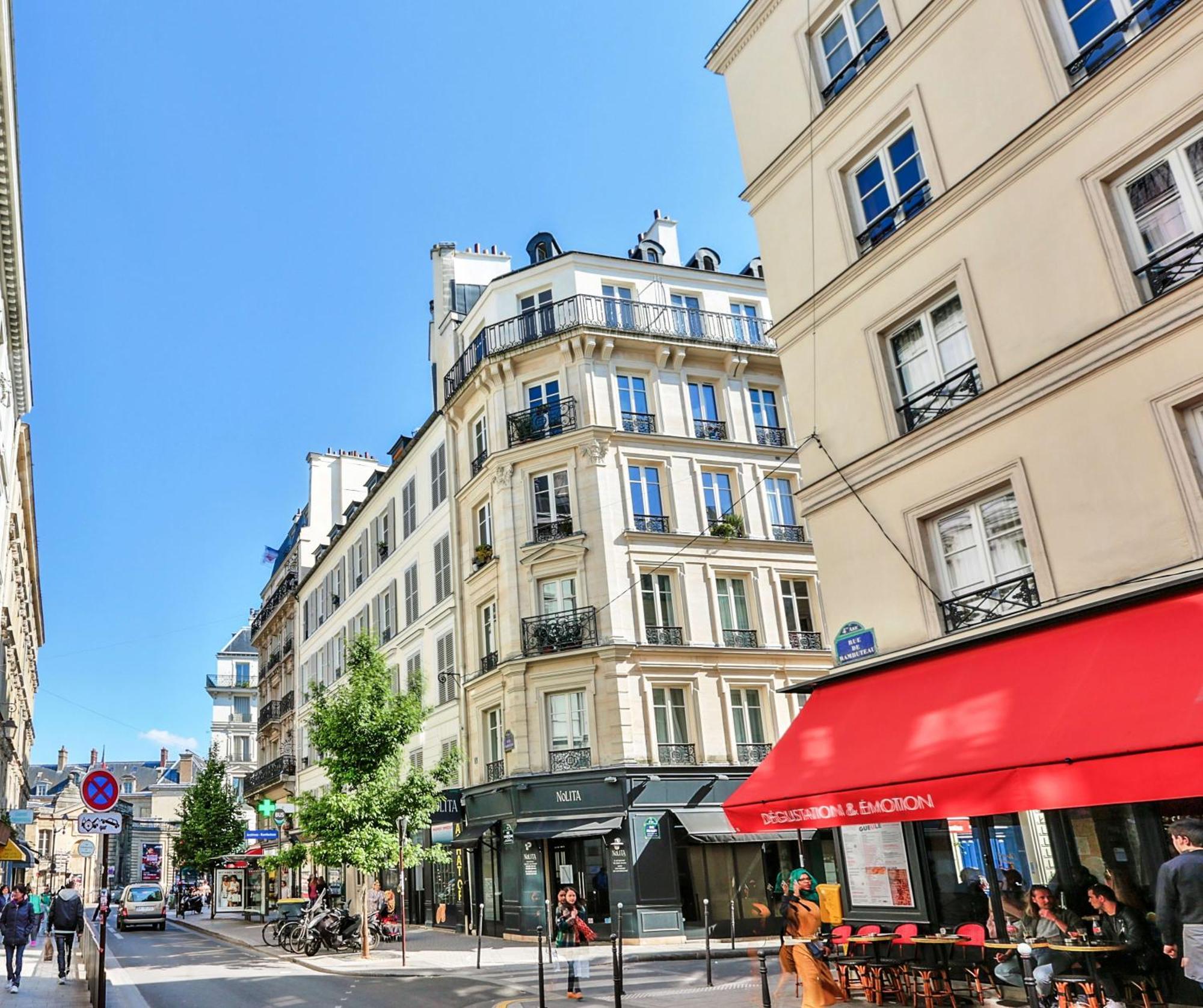 Modern & Dreamy Duplex In Le Marais * Parigi
